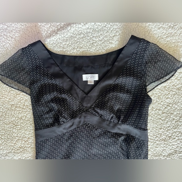LOFT Black Polka Dot Top - Picture 2 of 3